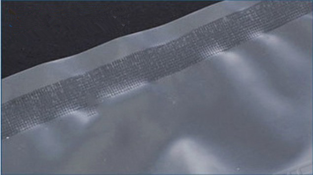 Folded bag heat sealing machine